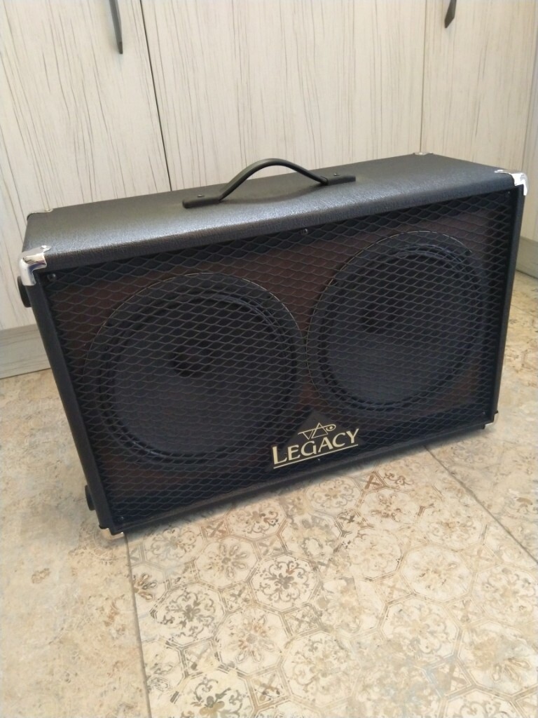 carvin guitar cabinet